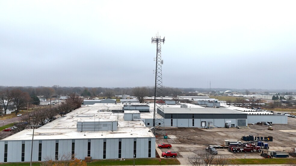 More Photos Of 299 Johnson Ave, Waseca Industrial For Lease