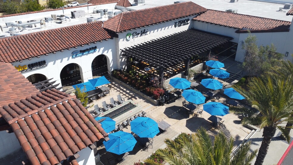 More Photos Of 11965-11987 Bernardo Plaza Dr, San Diego Restaurant For Lease