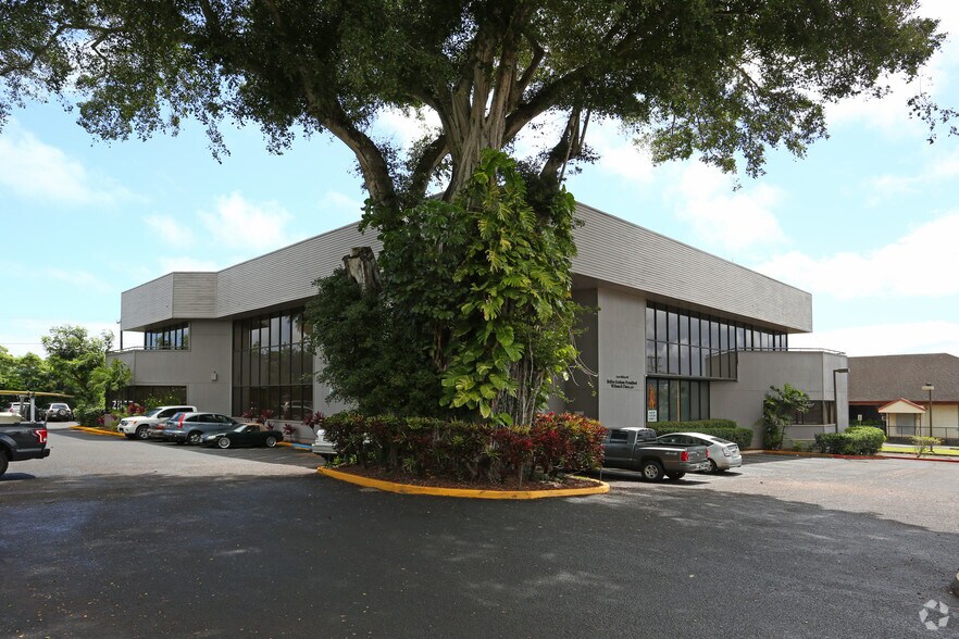 More Photos Of 4334 Rice St, Lihue Office For Lease