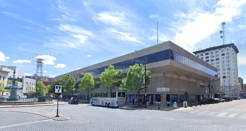 Primary Photo Of 1 Dexter Plz, Montgomery Specialty For Lease