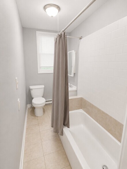 More Photos Of 7020 Woodland Ave, Philadelphia Apartments For Sale