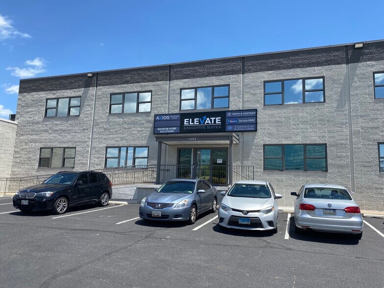 Primary Photo Of 1965 Greenspring Dr, Lutherville Timonium Medical For Lease