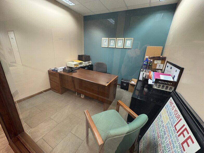More Photos Of 1425 Sagamore Parkway N, Lafayette Office For Lease