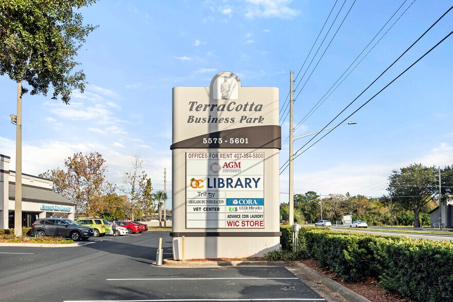 More Photos Of 5575 S Semoran Blvd, Orlando Unknown For Lease