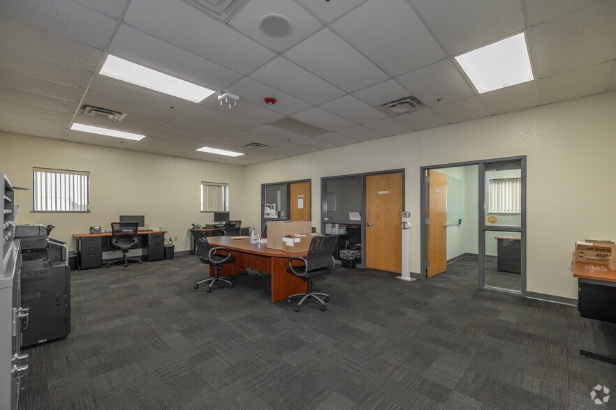 More Photos Of 4676 Erie Ave SW, Navarre Distribution For Lease