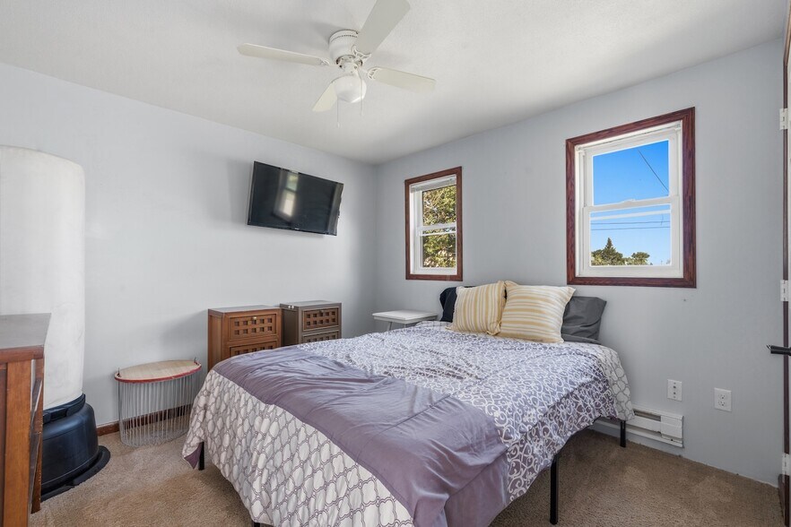 More Photos Of 316-318 Main St, Glenburn Apartments For Sale