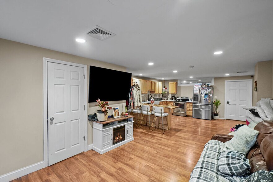 More Photos Of 1950 Broncos Hwy, Harrisville Restaurant For Sale