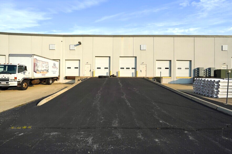 More Photos Of 2097 London Rd, Delaware Warehouse For Lease