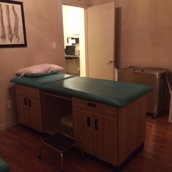 More Photos Of 1755 S 8th St, Colorado Springs Office For Lease