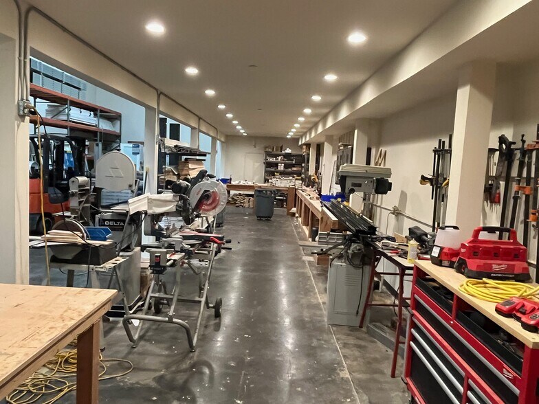 More Photos Of 8423 Rochester Ave, Rancho Cucamonga Warehouse For Lease