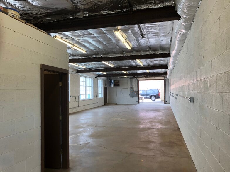 More Photos Of 2100 S 57th St, West Allis Warehouse For Sale