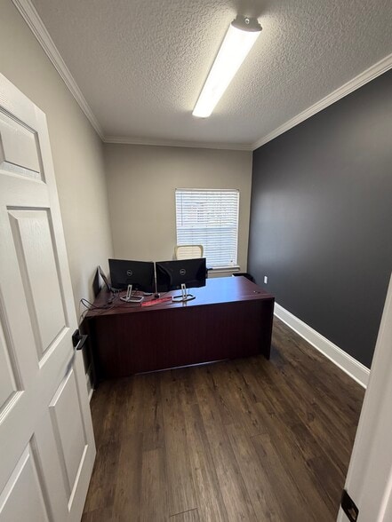 More Photos Of 9310 Old Kings Rd S, Jacksonville Office For Lease