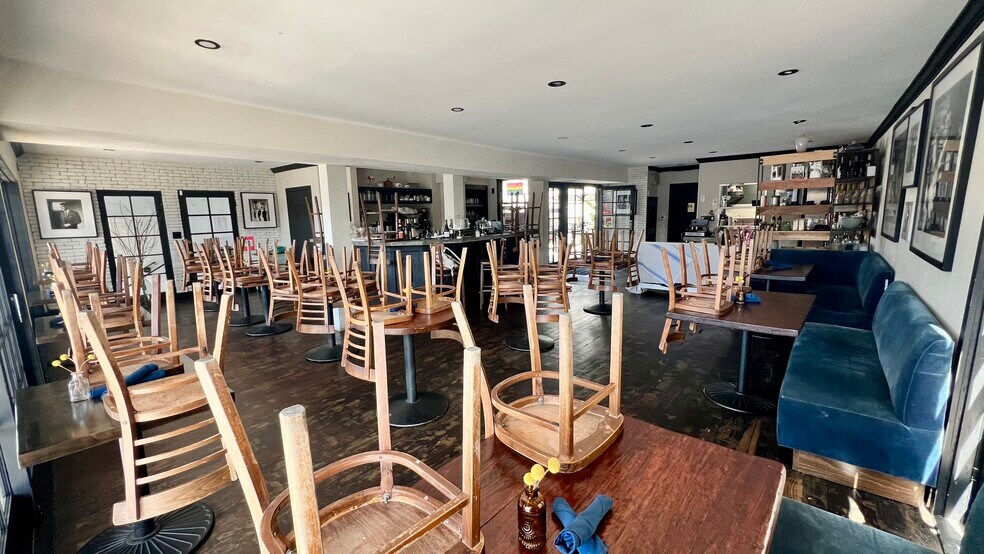 More Photos Of 7467-7475 Melrose Ave, Los Angeles Restaurant For Lease