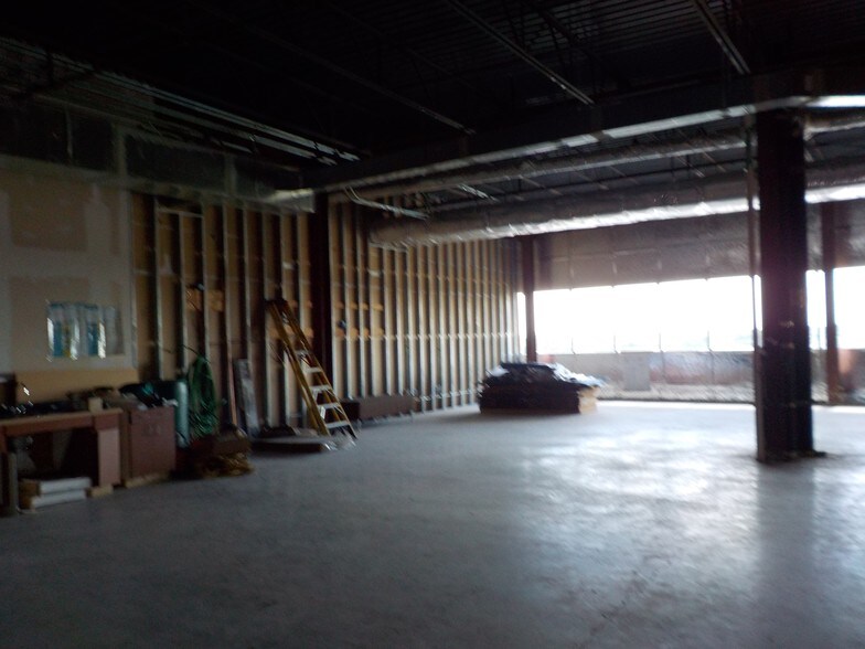 More Photos Of 5700 N Exp 77/83, Brownsville Medical For Lease