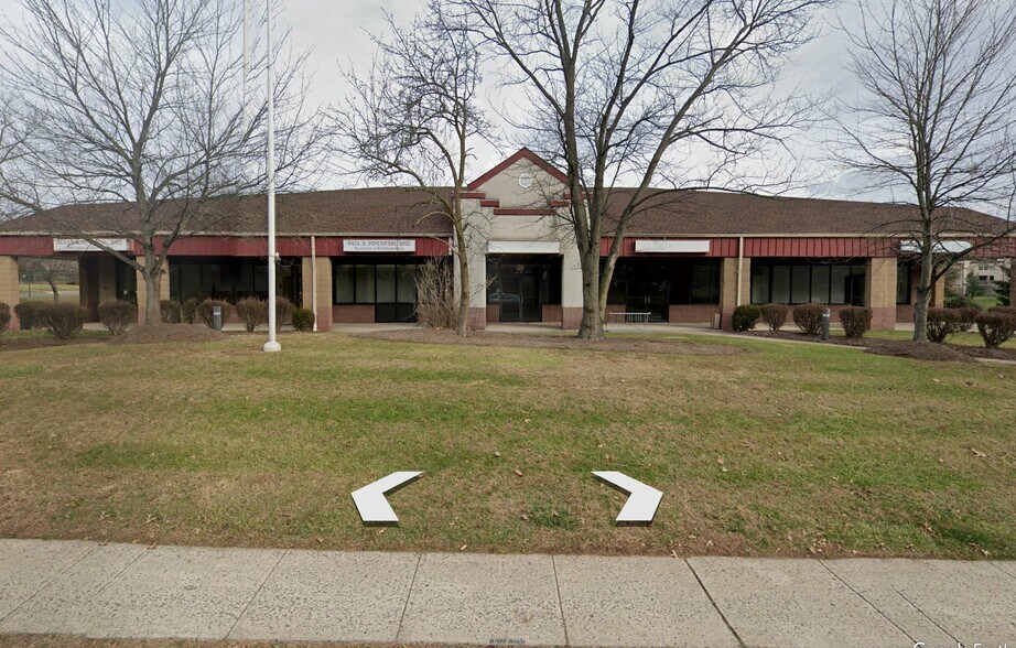 More Photos Of 59 Reading Rd, Flemington General Retail For Sale