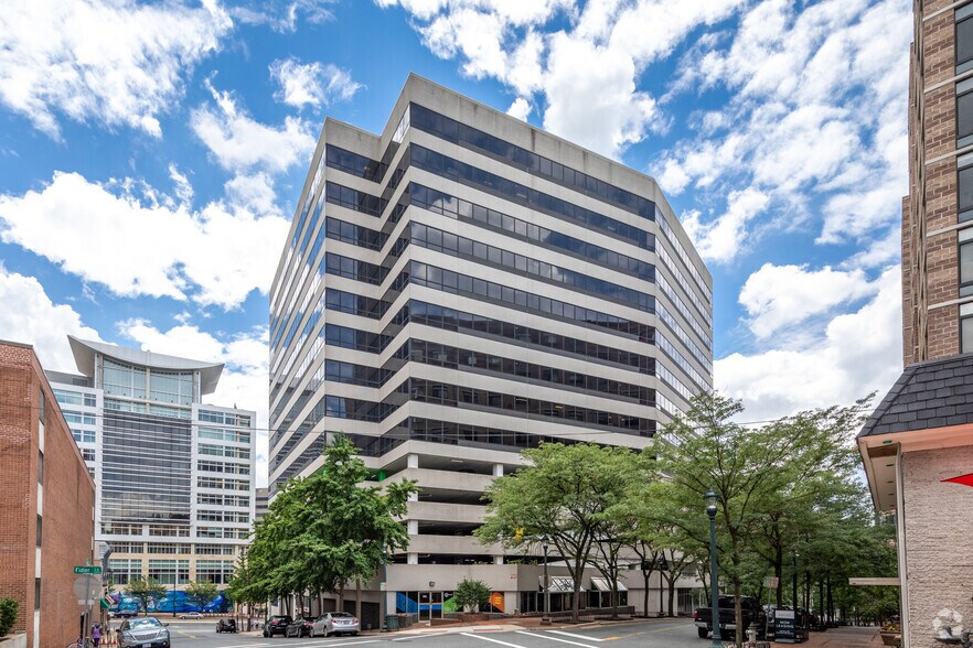 More Photos Of 8455 Colesville Rd, Silver Spring Office For Sale