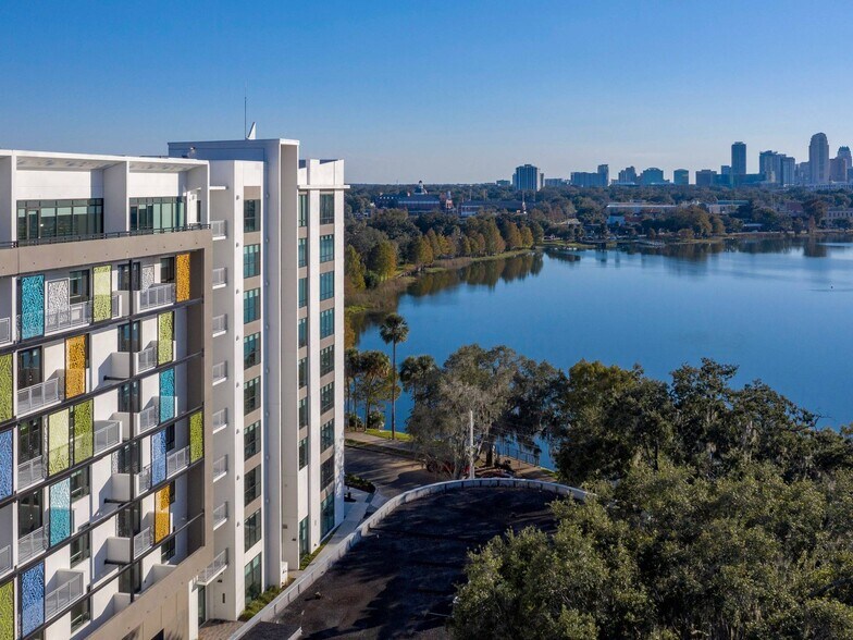 More Photos Of 295 NE Ivanhoe Blvd, Orlando Apartments For Lease