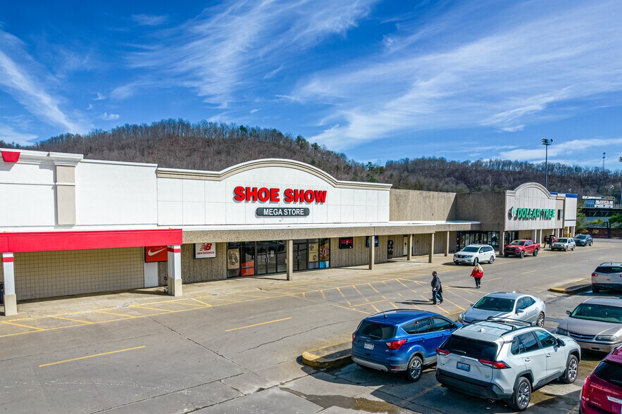 More Photos Of 309-419 KY-321, Paintsville General Retail For Lease