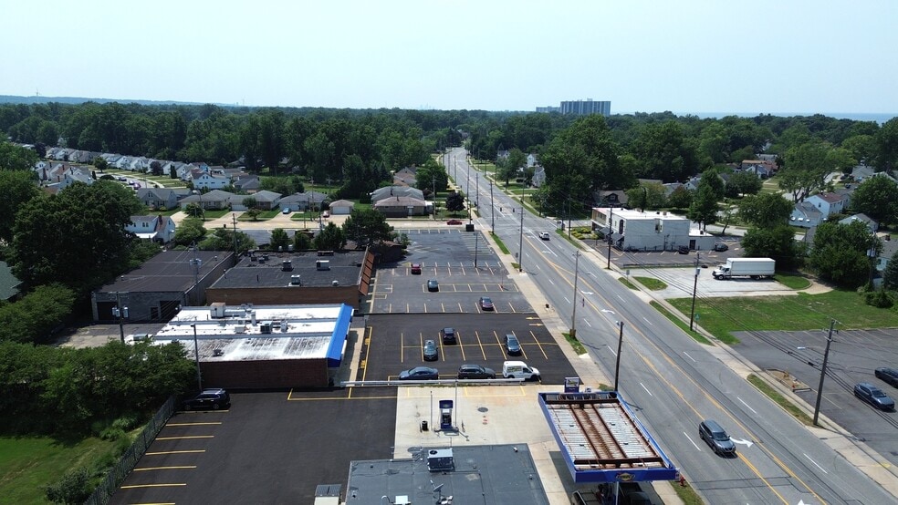 More Photos Of 28908 Lake Shore Blvd, Willowick General Retail For Sale