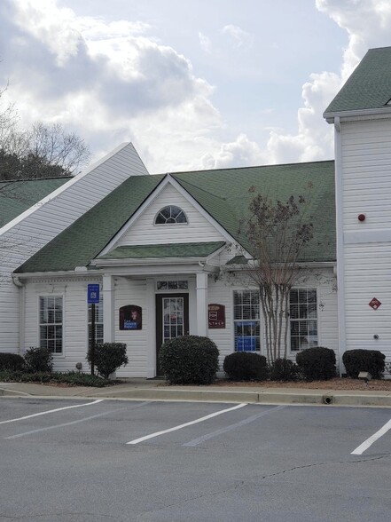 Primary Photo Of 707 Whitlock Ave SW, Marietta Office For Lease