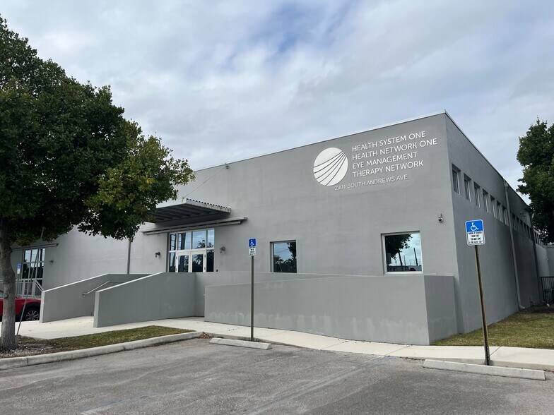 Primary Photo Of 2001 S Andrews Ave, Fort Lauderdale Service For Sale