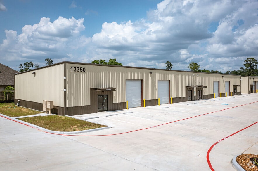 More Photos Of 13310-13380 Telge Rd, Cypress Unknown For Lease