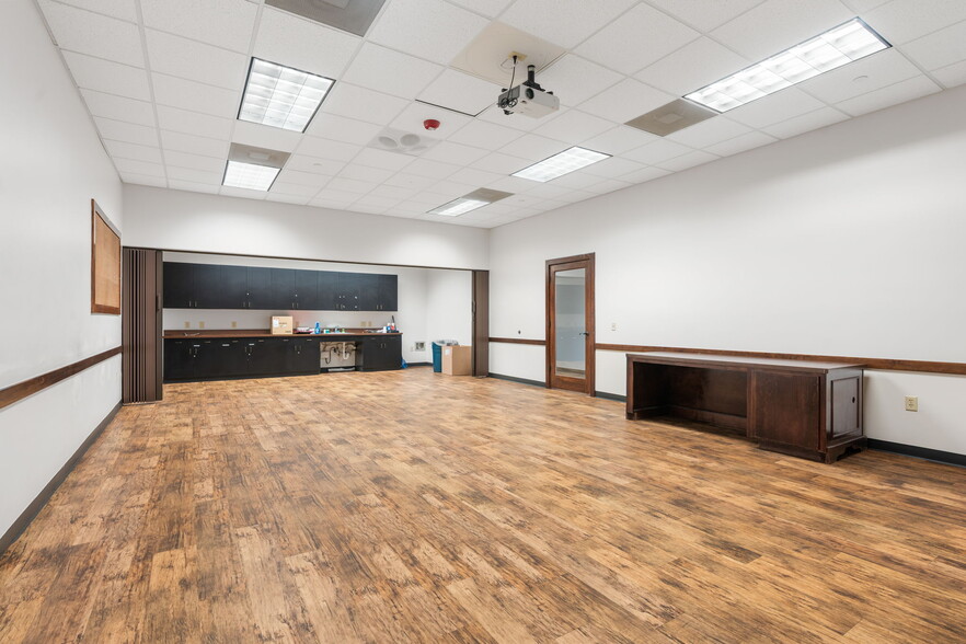 More Photos Of 2200 N FM 3083 Rd W, Conroe Office For Lease