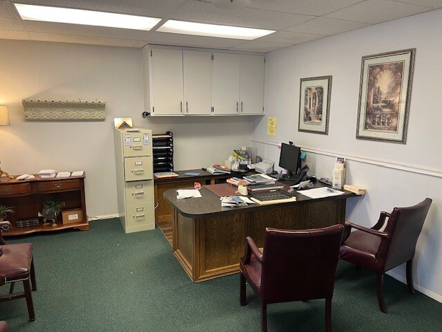 More Photos Of 601 Main St, Hereford Funeral Home For Sale