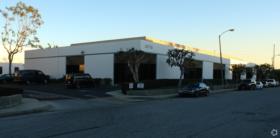 Primary Photo Of 20710 Manhattan Pl, Torrance Light Manufacturing For Lease