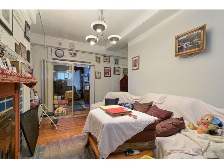 More Photos Of 2110 1st Ave S, Minneapolis Apartments For Sale