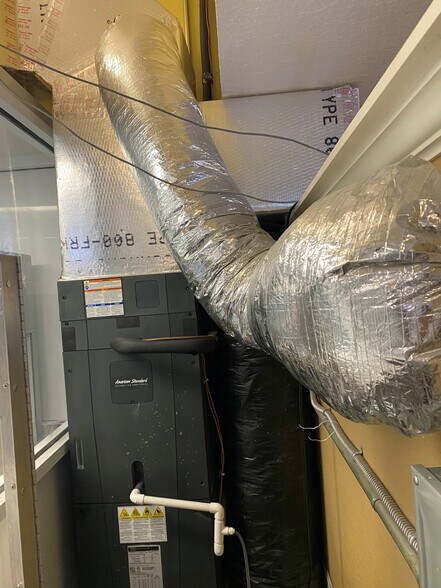 More Photos Of 1021 W Fairbanks Ave, Winter Park Freestanding For Sale