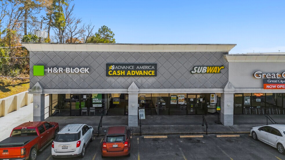 More Photos Of 1501 W Church St, Livingston Storefront For Sale