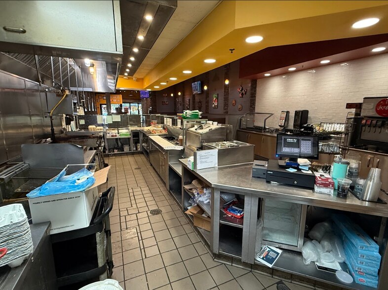 More Photos Of 1012 Broadway, Columbus Storefront Retail Residential For Sale