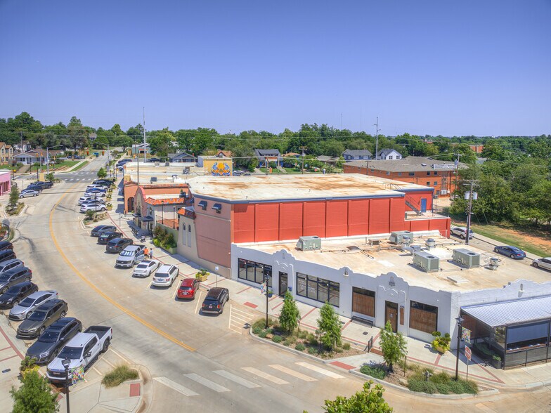 More Photos Of 2927 Paseo Dr, Oklahoma City Office For Lease