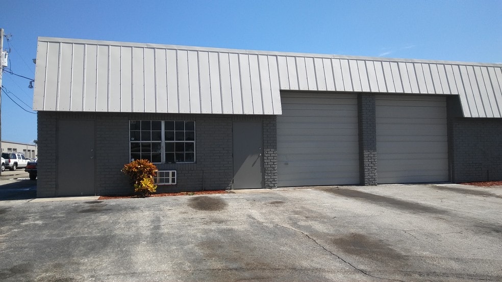 More Photos Of 1700 Latham Rd, West Palm Beach Unknown For Lease