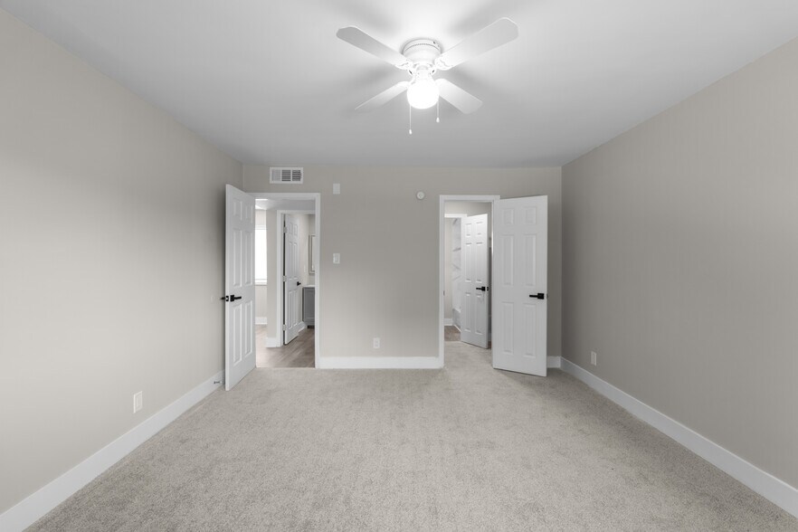 More Photos Of 2612 Steele Ave SW, Atlanta Apartments For Sale