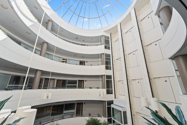 More Photos Of 1 TransAm Plaza Dr, Oakbrook Terrace Office For Sale