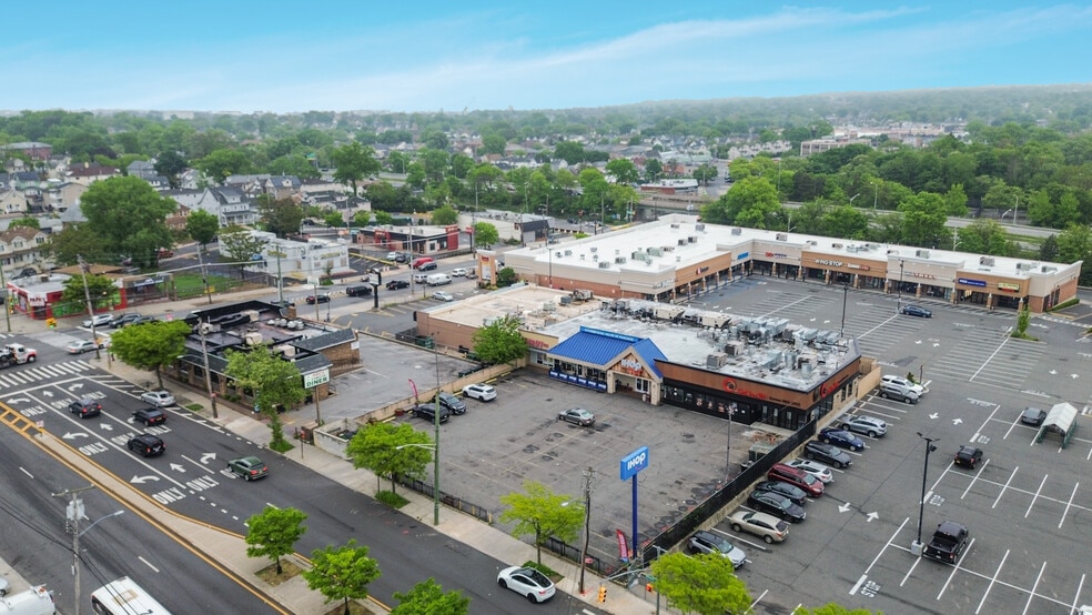 More Photos Of 933-939 Richmond Ave, Staten Island Freestanding For Sale