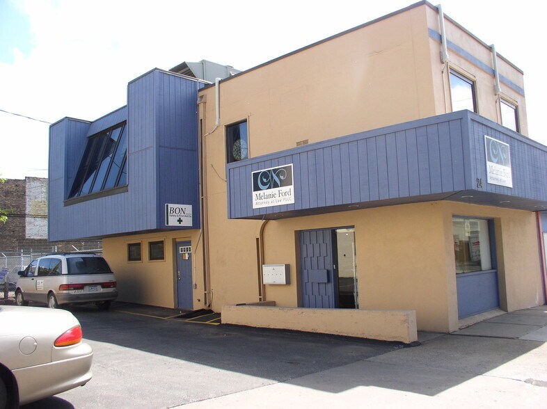 More Photos Of 24 N 21st Ave W, Duluth Office For Lease