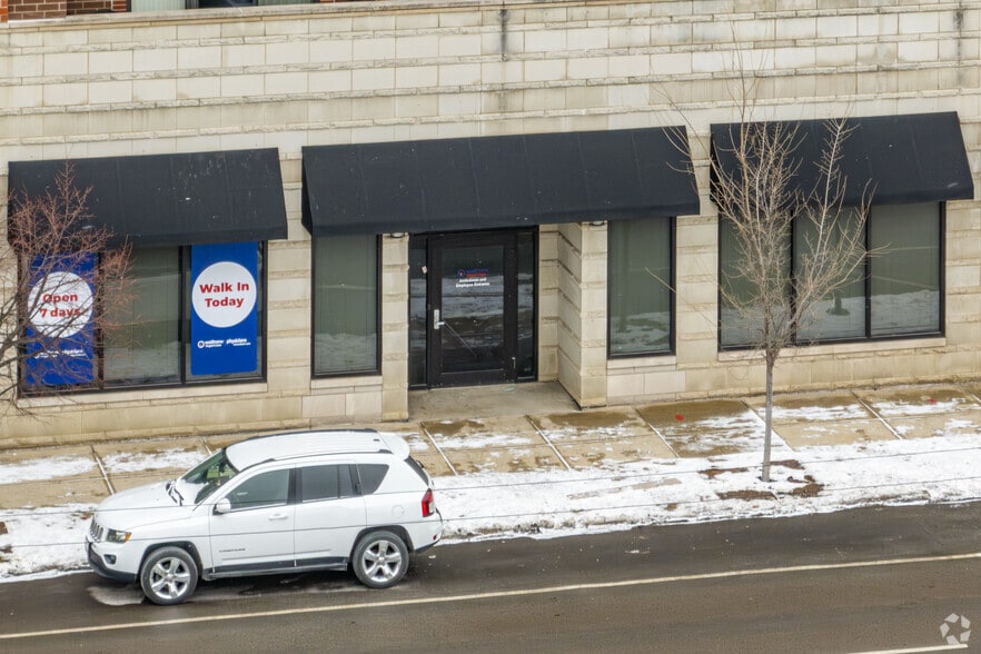 More Photos Of 3905 N Western Ave, Chicago Apartments For Sale