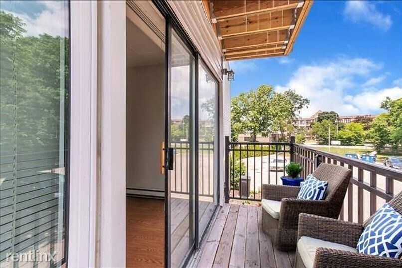 More Photos Of 720 W Michigan Ave, Jackson Apartments For Sale