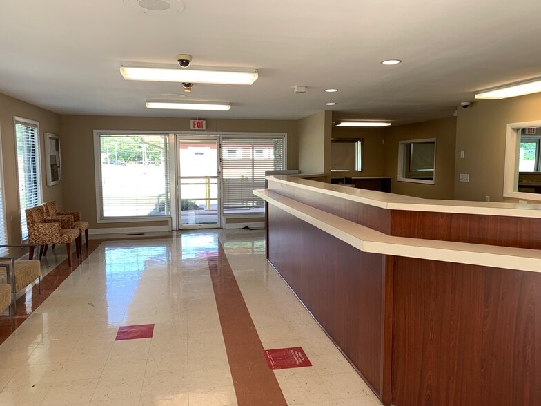 More Photos Of 256 Hospital St, Mocksville Medical For Lease