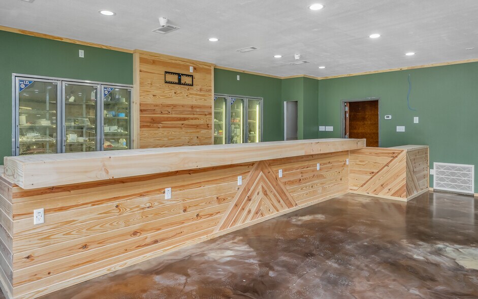 More Photos Of 14613 Hwy 2, Shongaloo Truck Stop For Sale