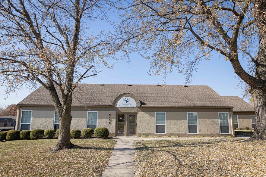 Primary Photo Of 513-515 N Mur-Len Rd, Olathe Medical For Sale