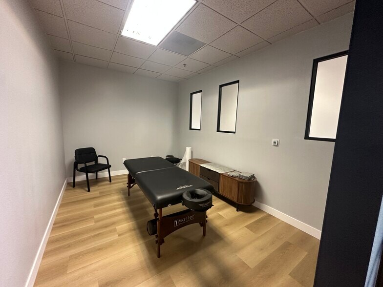 More Photos Of 861 Harold Pl, Chula Vista Research And Development For Sale