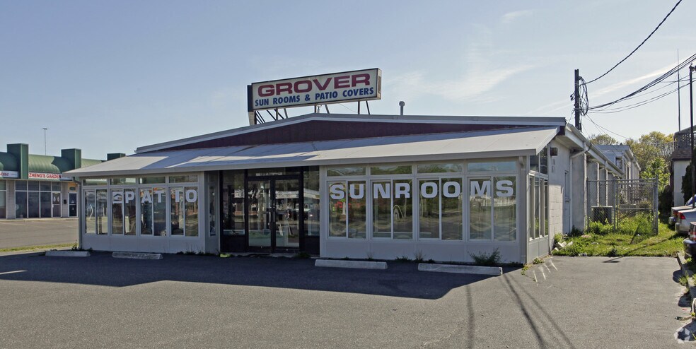 More Photos Of 577 Medford Ave, Patchogue Industrial For Sale