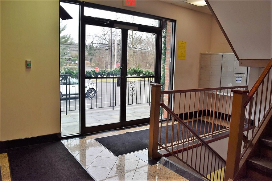 More Photos Of 805-845 Franklin Lakes Rd, Franklin Lakes Unknown For Lease