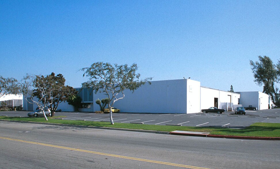 More Photos Of 20435 Tillman Ave, Carson Unknown For Lease