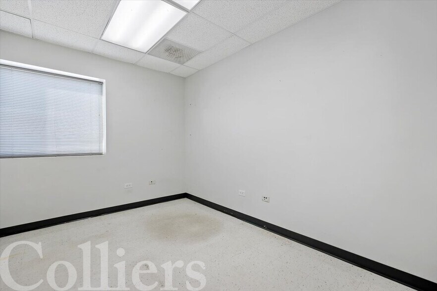 More Photos Of 382 American Ave, Jerome Warehouse For Lease