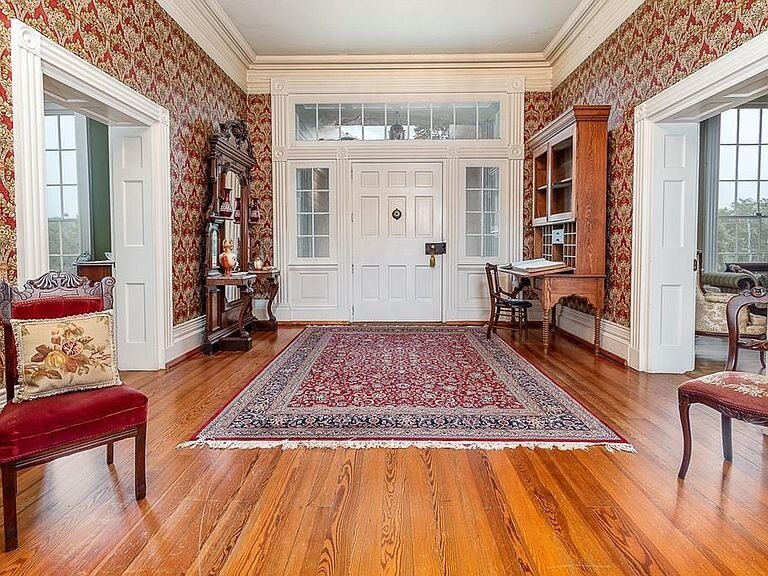 More Photos Of 325 Factory Outlet Dr, Max Meadows Specialty For Sale